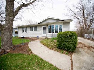 141 Edgeknoll Ln, Fort Wayne, IN 46816