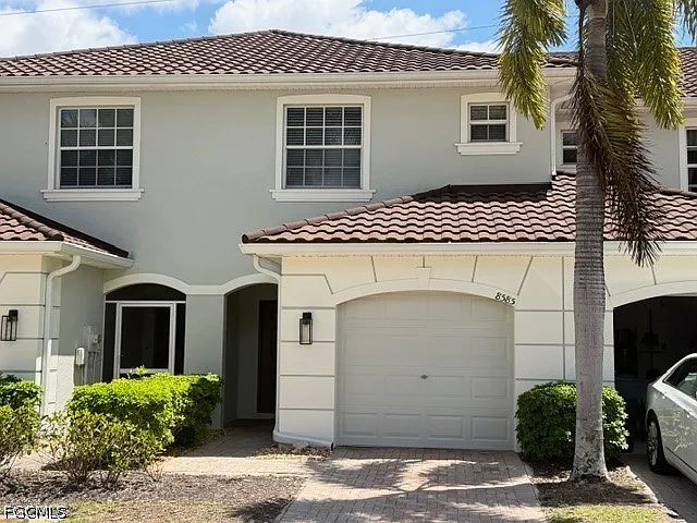 8585 Athena Ct