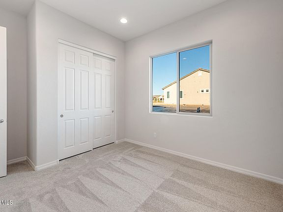 4th image of 26942 W RENEE Drive
