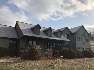 129 Breezewood Ln, Northumberland, PA 17857