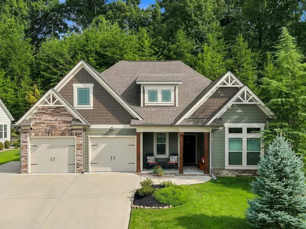 1442 Clearmill Dr, Lenoir City, TN 37772