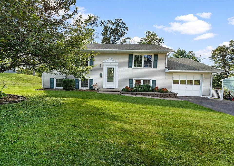 1st image of 4 Woodlawn Ave