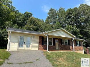 125 Shelton Cir, Stuart, VA 24171