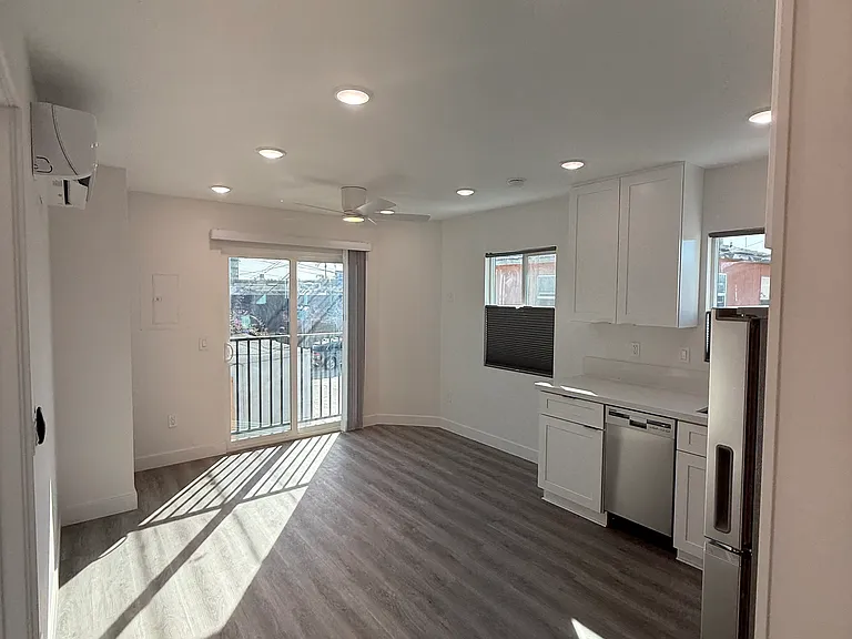 4486 Georgia St — Photo 6