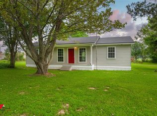 128 Lucky Ln, Keatchie, LA 71046