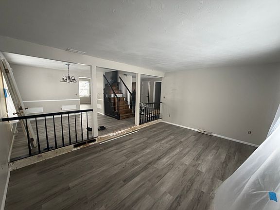 4th image of 5119 Cloverbrook Dr