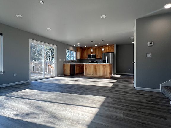 2nd image of 1443 Gavin Ln
