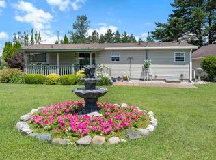 11350 Sequanota Heights Dr, Charlevoix, MI 49720