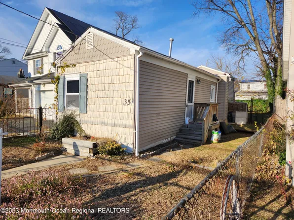 35 Seeley Avenue, Keansburg, NJ 07734