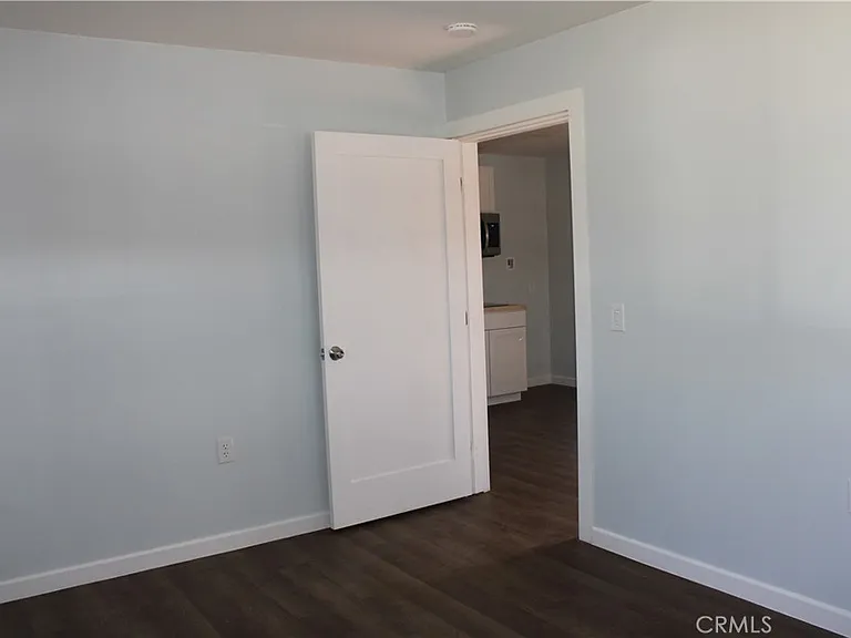 5776 Katherine St — Photo 8