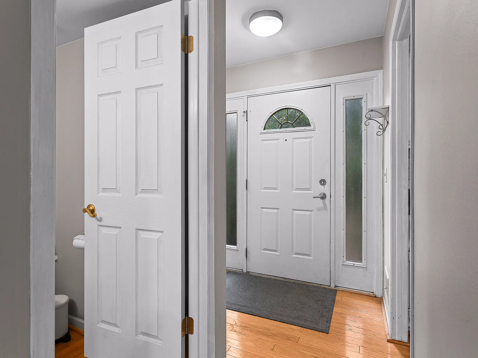 2 bed, 1.5 bath, 1167 sqft, $1,800 — Photo 3