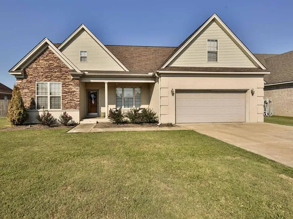 261 Whispering Wind Cir, Marion, AR 72364
