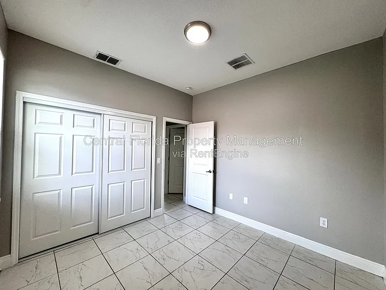 1389 Worthington Dr — Photo 8