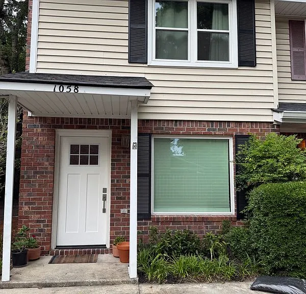 1058 Hunters Trce — Photo 8