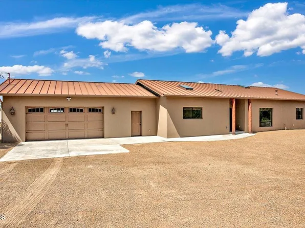 8760 N YEAGER MINE Road, Prescott Valley, AZ 86315
