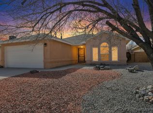 10231 Country Meadows Dr NW, Albuquerque, NM 87114
