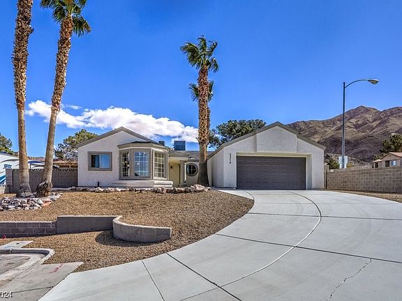 2nd image of 2216 Ambleside Ct