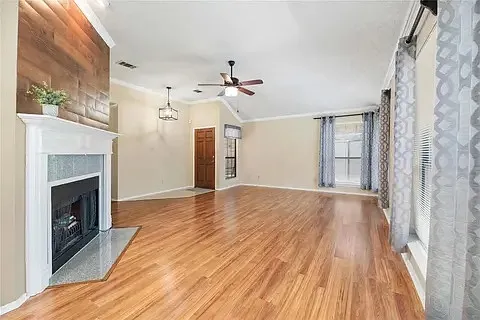 3848 Dalston Ln — Photo 10