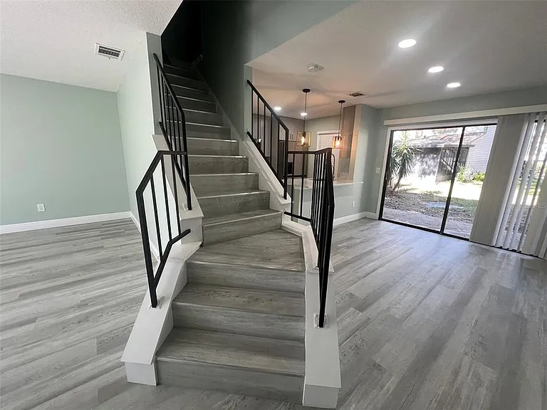 2906 Candela Ct — Photo 11