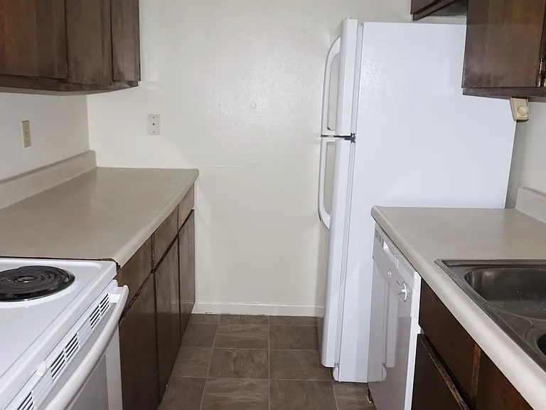 4308 Lake Rd — Photo 8