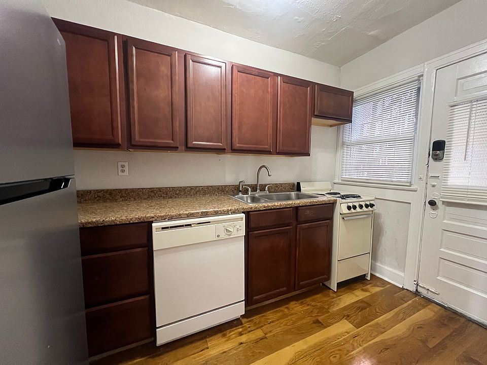 1st image of 712 W 38th St #1cd6f3898