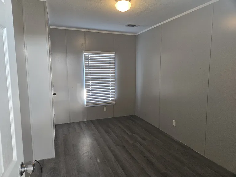 386 Blakefield Dr — Photo 9