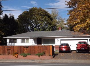 710 SE M St, Grants Pass, OR 97526