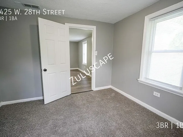 3425 W 28th St — Photo 5