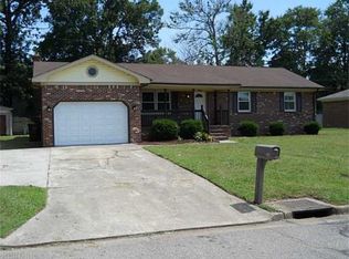 245 Coachman Dr, Chesapeake, VA 23325