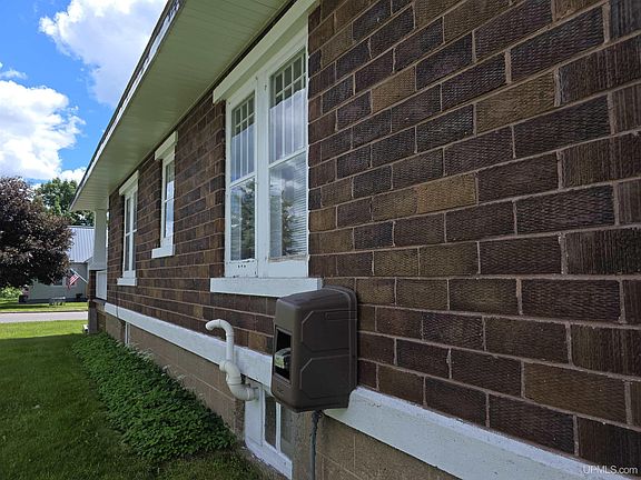 5th image of 614 Roosevelt Ave
