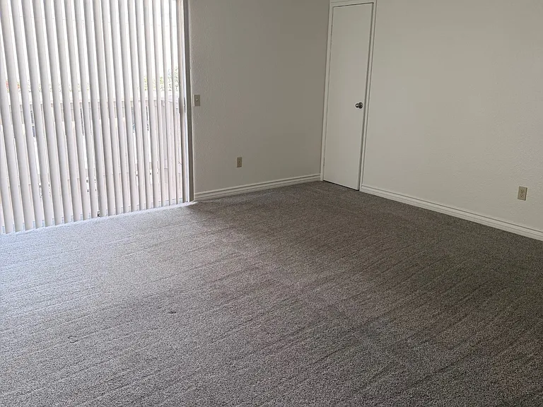 1550 Broadway #15 — Photo 2