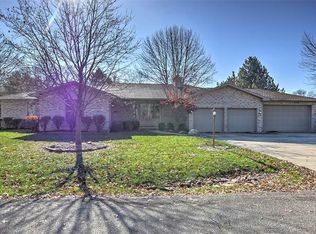 3267 Greenlake Ct, Decatur, IL 62521