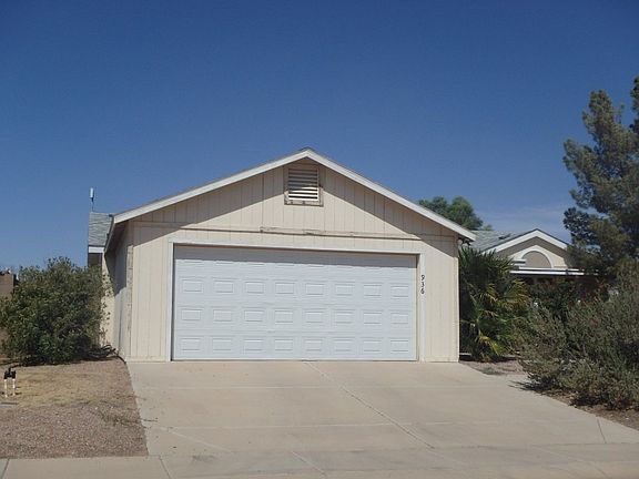 3rd image of 936 W Desert Sky Dr