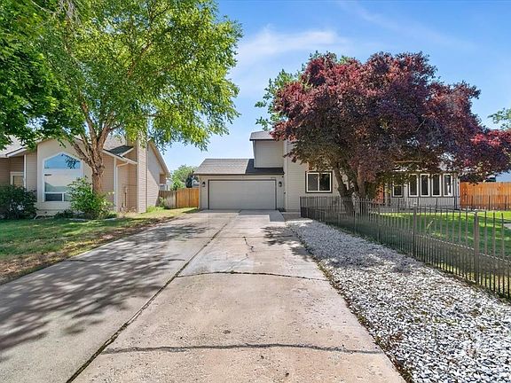 2nd image of 4776 N Pennfield Pl