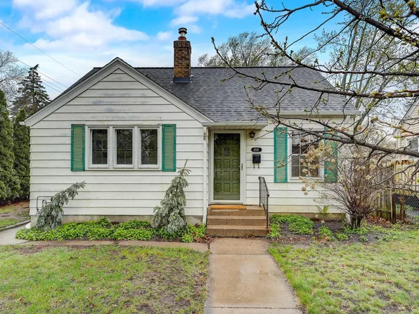 4515 Vincent Ave N, Minneapolis, MN 55412