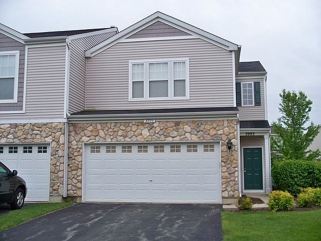 1st image of 3993 Blackstone Dr #3993