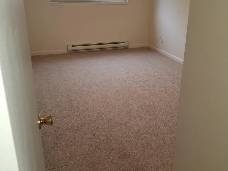 400 W Roy St #202 — Photo 12