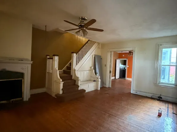 5831 Washington Ave, Philadelphia, PA 19143