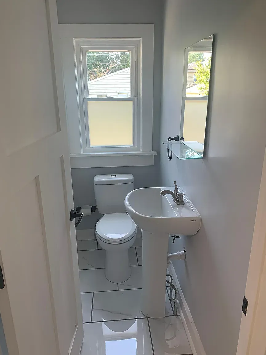 3 bed, 1.5 bath, 1368 sqft, $2,000 — Photo 4