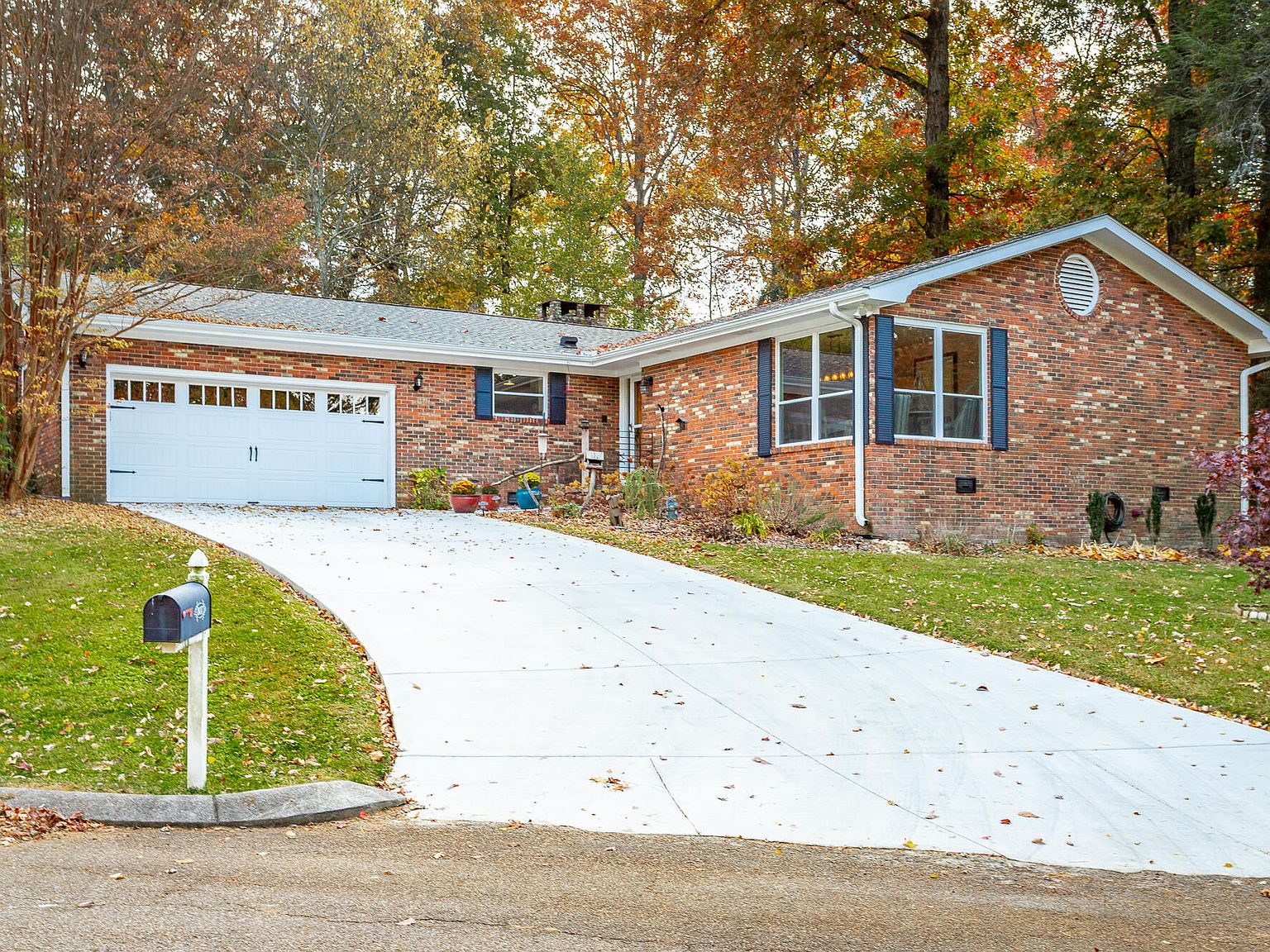 807 Skyline Park Dr, Signal Mtn, TN 37377 Zillow