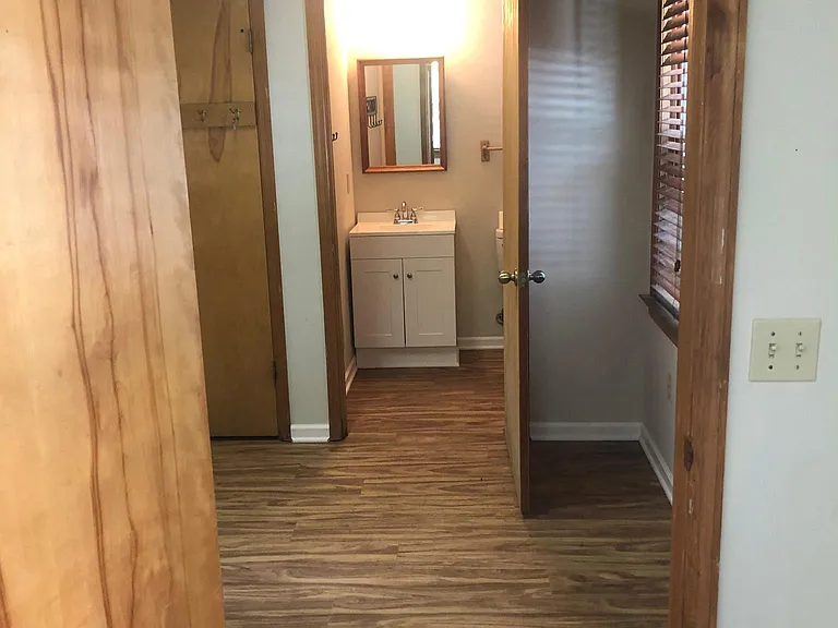 120 Womack Ave — Photo 21