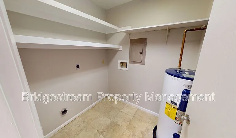 7617 Essington Cir — Photo 7