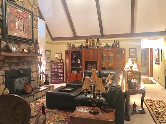 5th image of 14976 Doral Dr