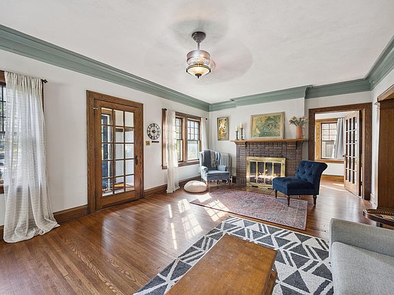 4th image of 4024 Oakland Ave