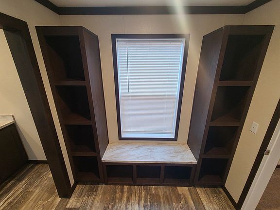 5th image of 516 Courtland Ln #465