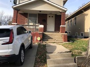 4444 Tracy Ave, Kansas City, MO 64110