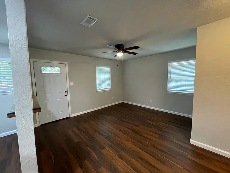 4525 Merida Ave — Photo 12