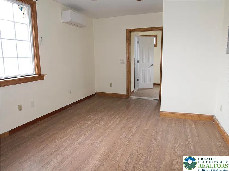 1020 Ferry St #1 — Photo 18