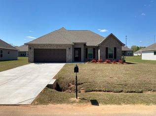 39513 Anderson Canal Loop, Ponchatoula, LA 70454