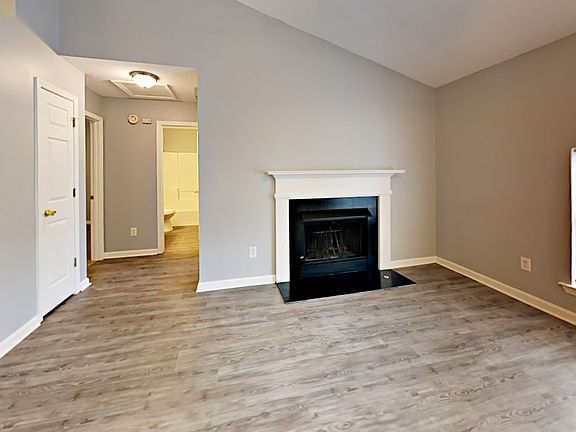 3rd image of 4703 Boyer Glen Dr